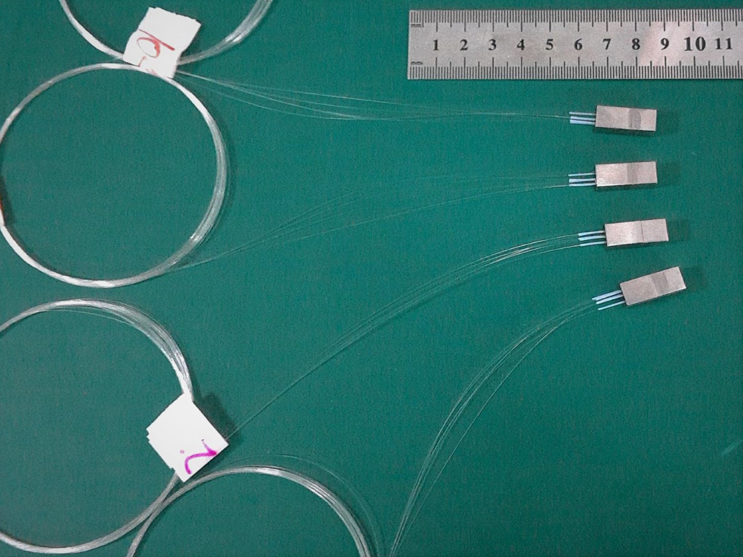 1.8dB插損的16通道(dào)微型化封裝DWDM器件在NG-PON2新一代無源網絡中發(fā)揮出傳統3端口器件無法比拟的優勢